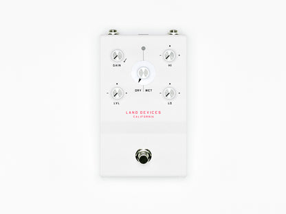 Hunter – Stereo Distortion in Limited White