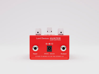 Hunter – Stereo Distortion in Red